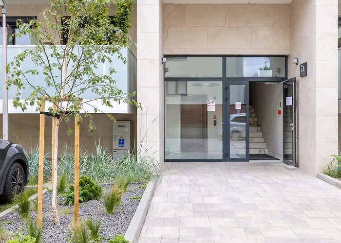 Stylowe Apartamenty z Parkingiem i Balkonem w Kołobrzegu by Noclegi Renters